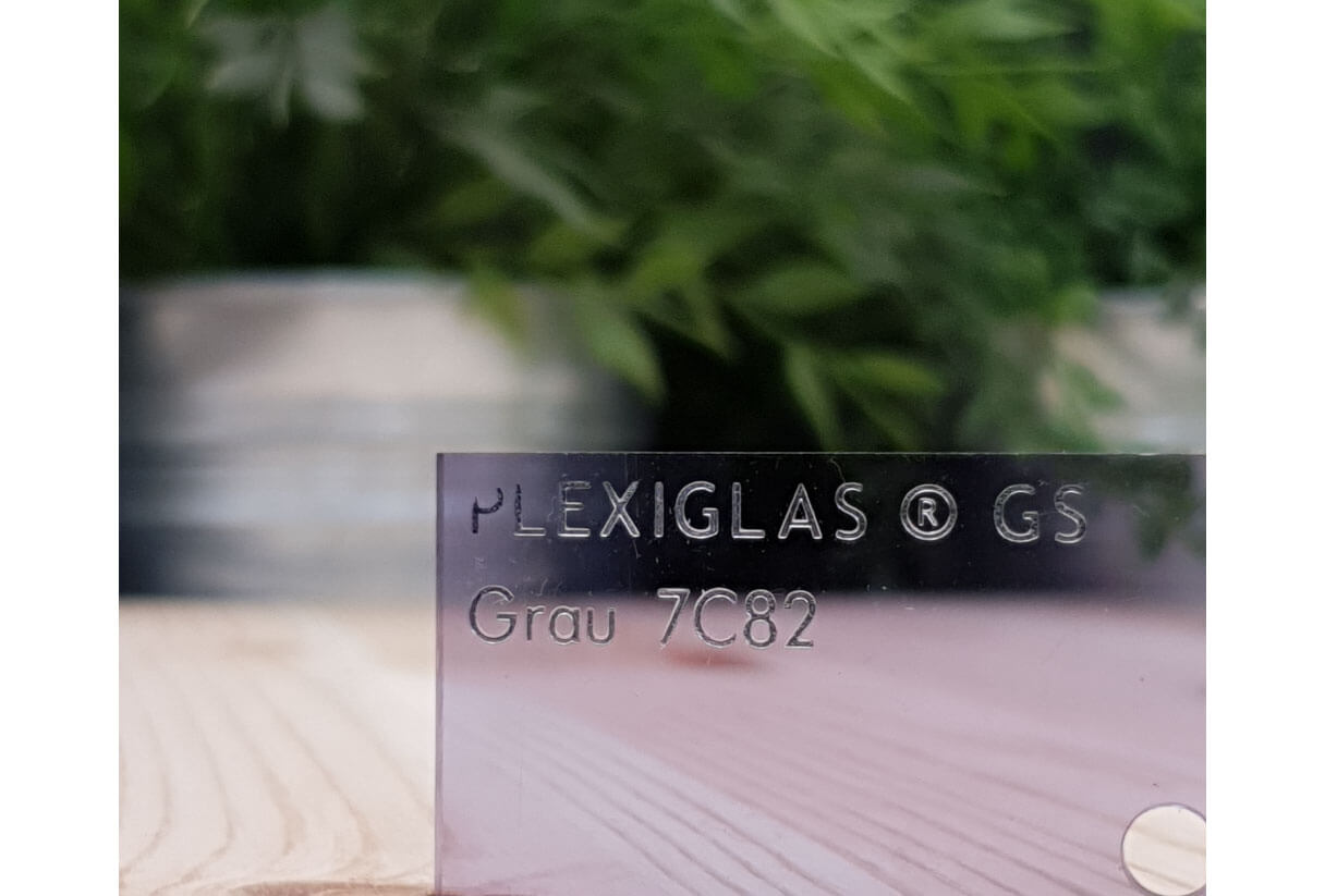 GS 5 mm PLEXIGLAS ® ZUSCHNITT hellgrau transp 